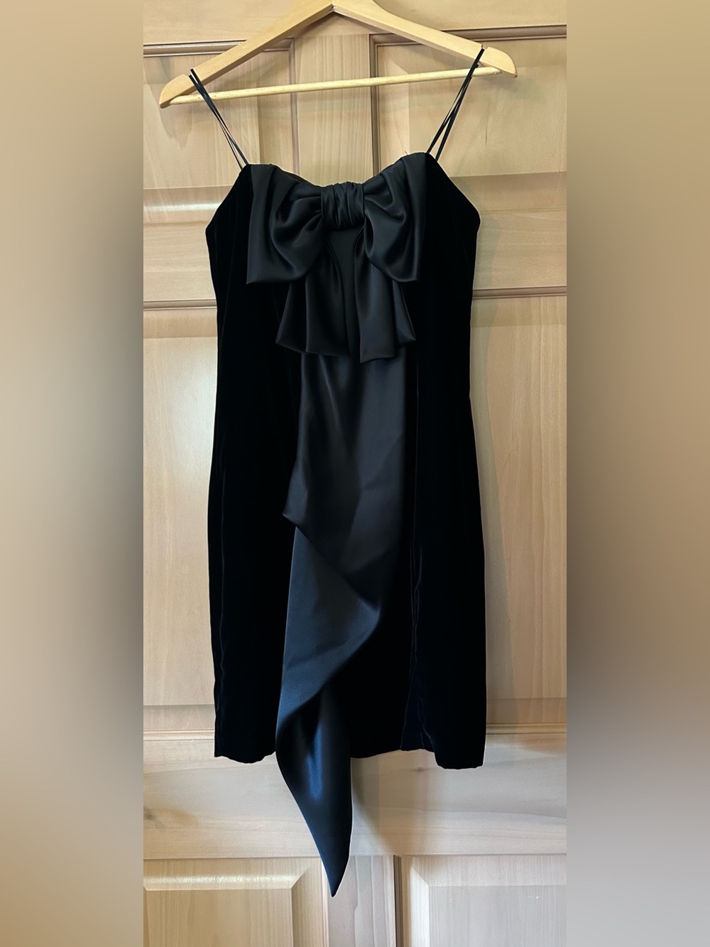 Vintage ABS by Allen Schwartz Black Velvet Strapless Dress Satin Bow Size 8